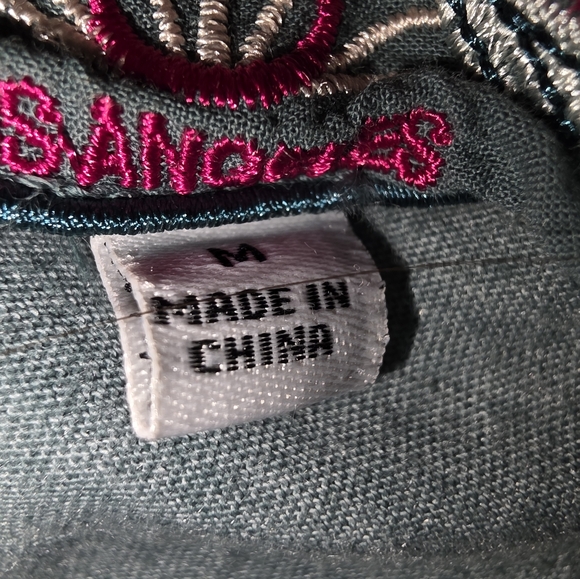 Johnny Was embroidered Blue/Green 3/4 Sleeve Pull Over Top Shirt Size Medium - Picture 5 of 10